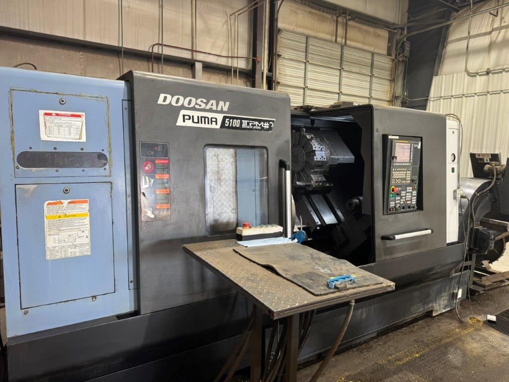 Used 2018 Doosan Puma 5100C Big Bore CNC Lathe - thumbnail 2