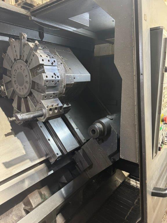 Used 2018 Doosan Puma 5100C Big Bore CNC Lathe - thumbnail 4