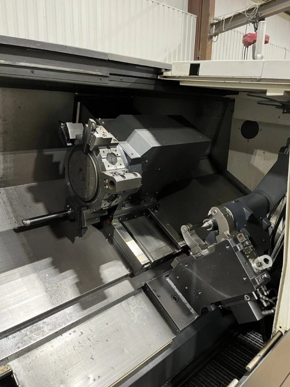 Used 2023 DN Solutions Puma DNT 2600LM CNC Lathe - thumbnail 4