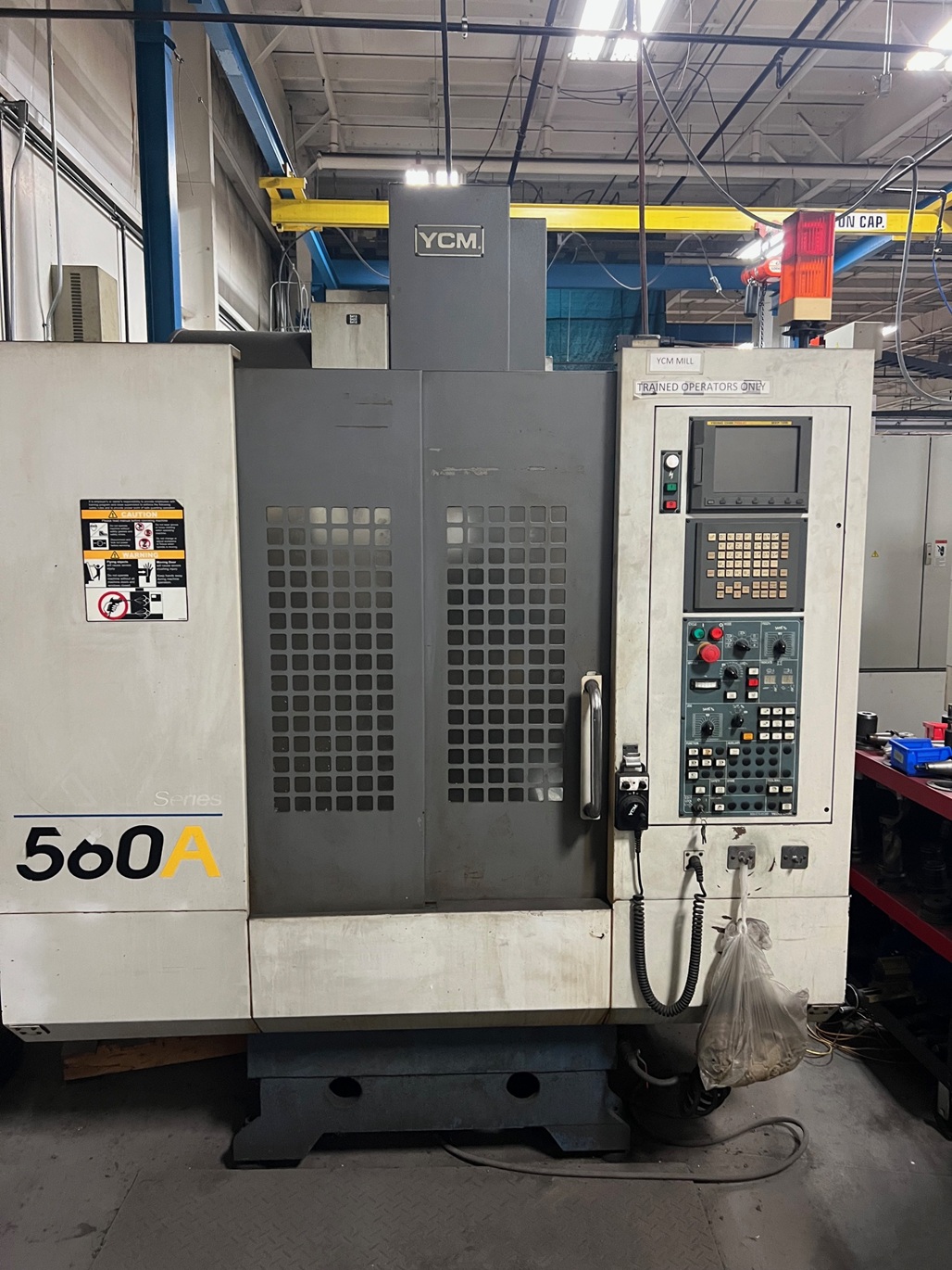 2004 YCM XV-560A
