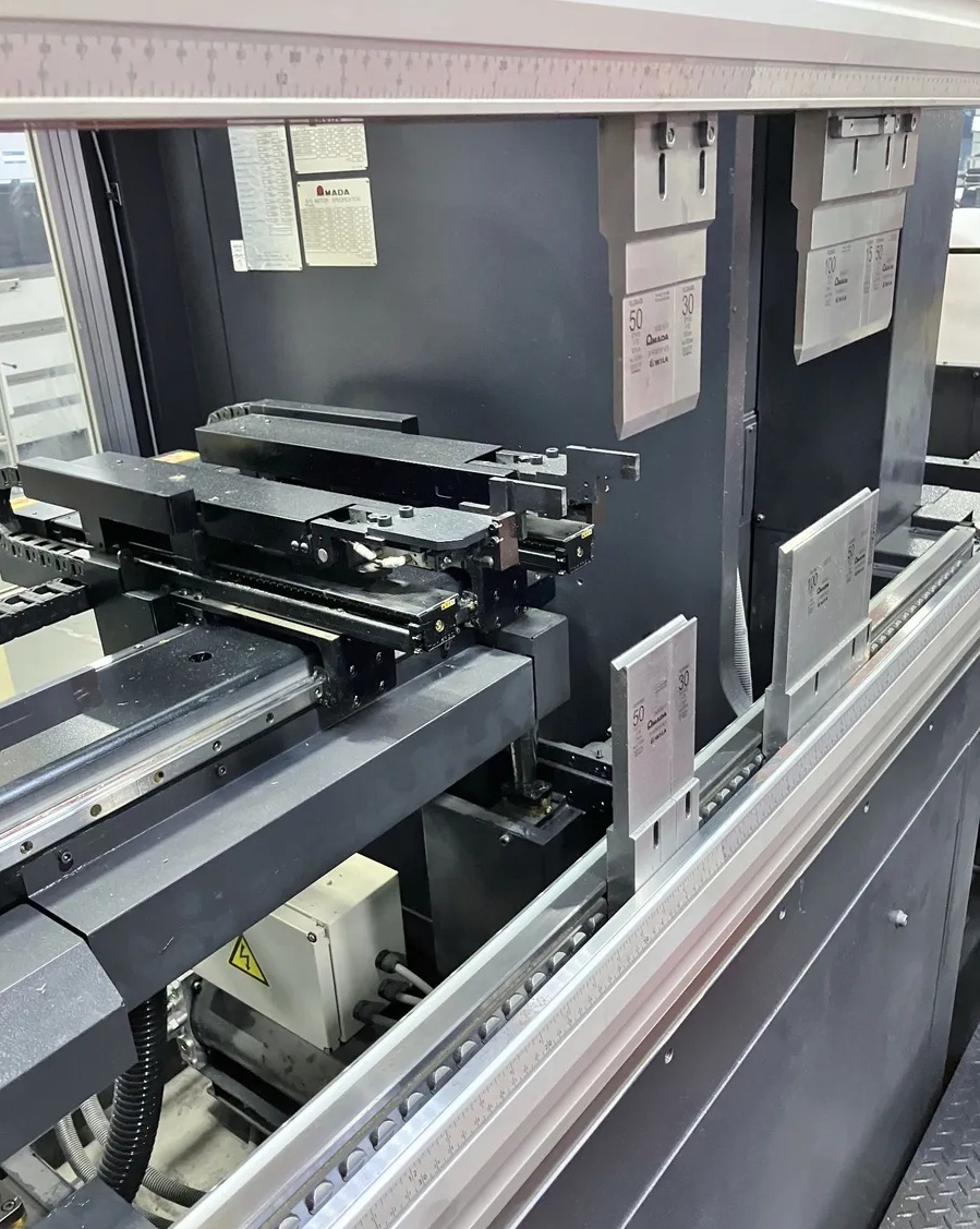 2017 Amada EG-6013AR