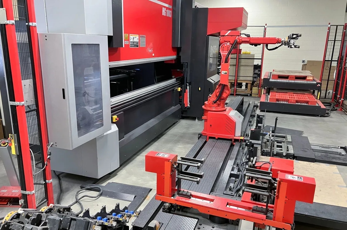2016 Amada HG1003ARS