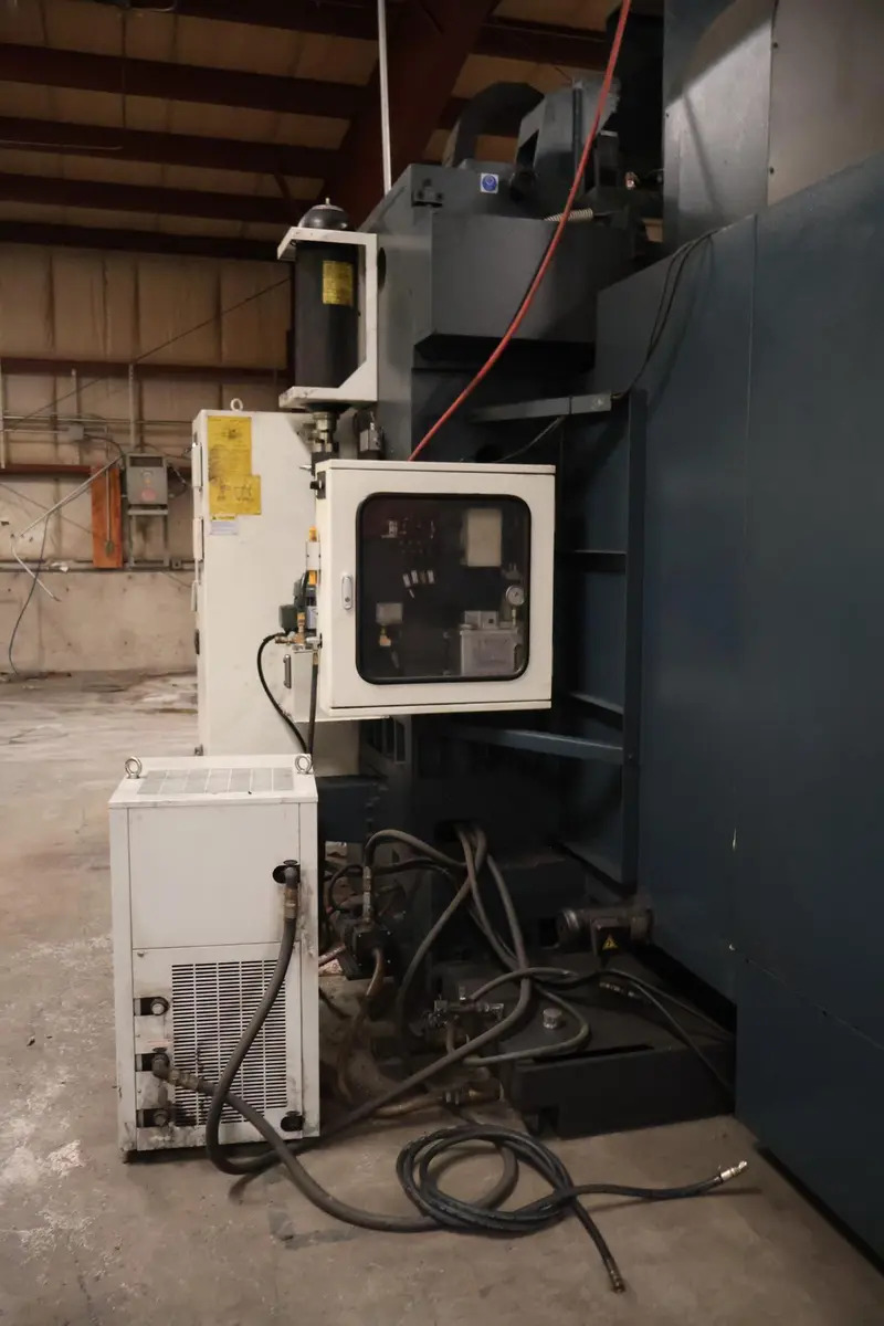Used 2011 Johnford VMC-1600HD Vertical Machining Center - thumbnail 4