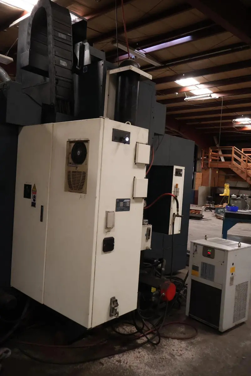 Used 2011 Johnford VMC-1600HD Vertical Machining Center - thumbnail 5