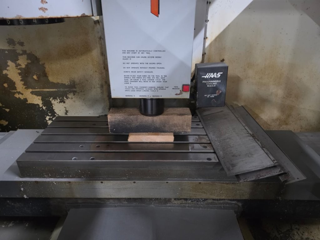 Used 1997 Haas VF-3 Vertical Machining Center - thumbnail 2