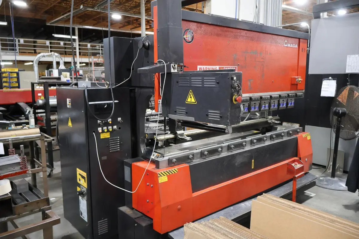 Used 2000 Amada FBD-8025NT Press Brake - thumbnail 2